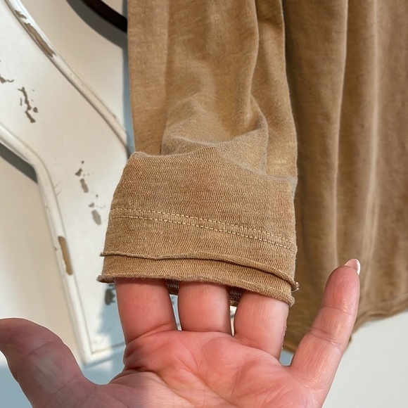 FREE PEOPLE WE THE FREE BATWING SLEEVE TEE TAN SIZE SMALL - Picture 5 of 10